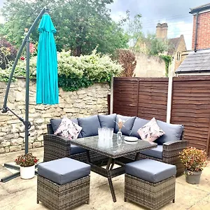 Lovely 3 Bed House In The Heart Of Holiday home Cheltenham